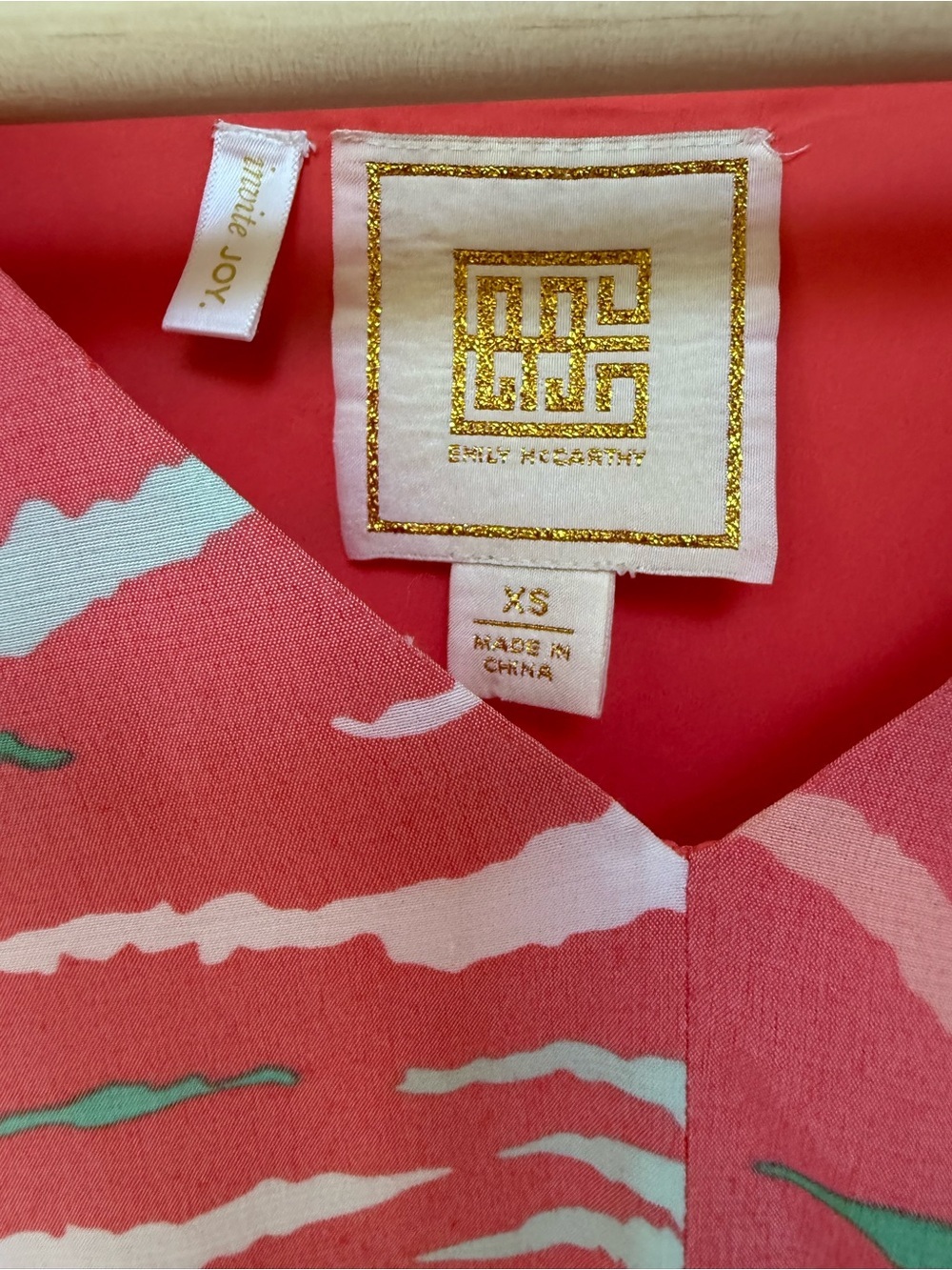 Emily McCarthy Blouse XS Pink Abstract Print Boho Peplum Top - Picture 4 of 6